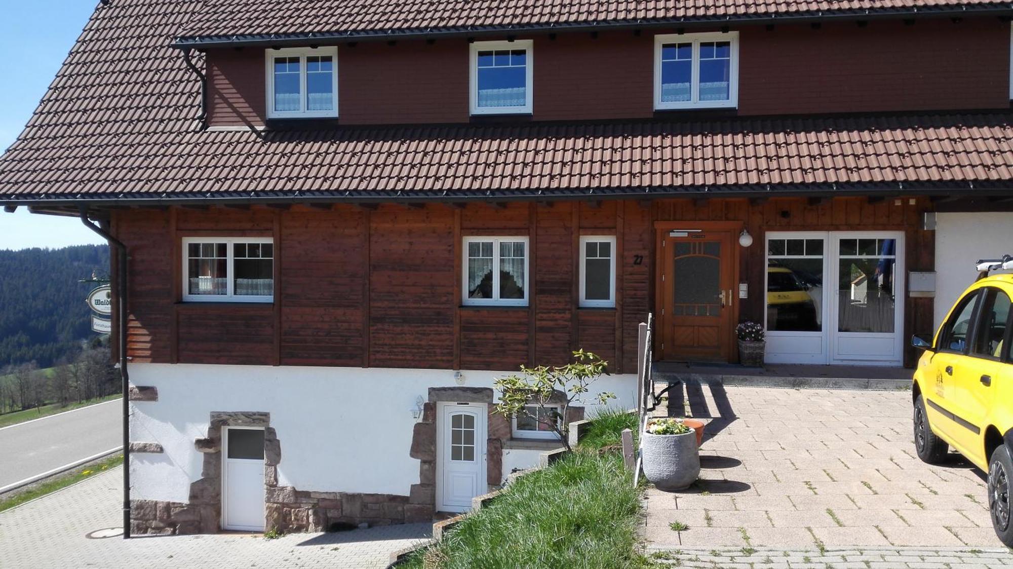 Pension Forsthaus Taele - Das Gaestehaus Vom Schwarzwaldgasthaus Salenhof Titisee-Neustadt Ngoại thất bức ảnh