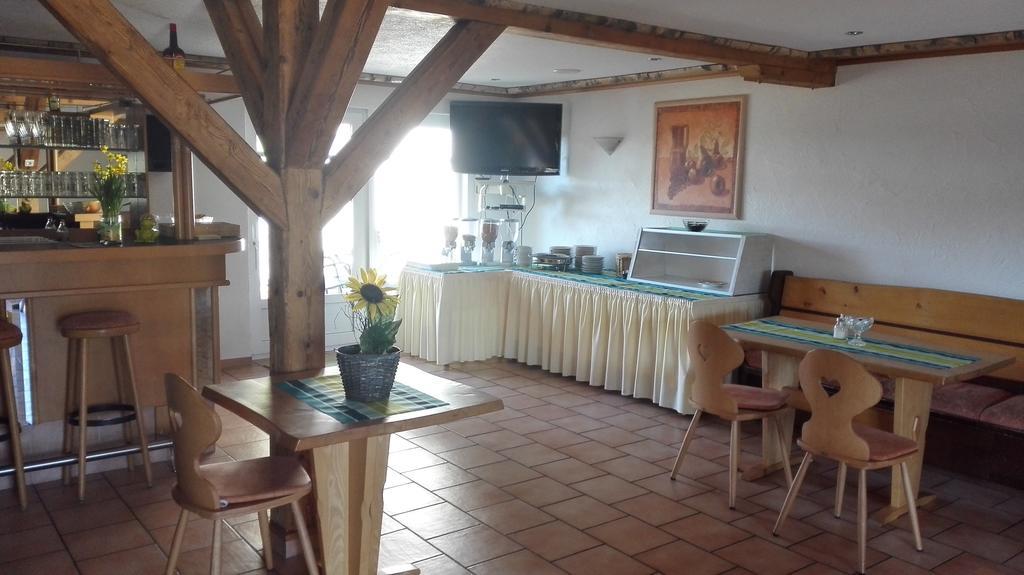 Pension Forsthaus Taele - Das Gaestehaus Vom Schwarzwaldgasthaus Salenhof Titisee-Neustadt Ngoại thất bức ảnh